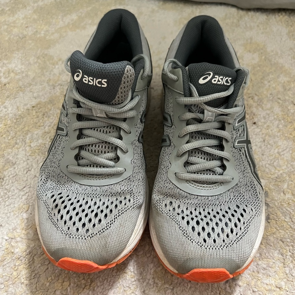 ASICS women’s tennis shoes (GT-1000)